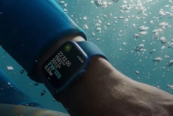 Apple Watch under water